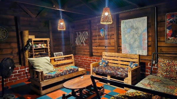 Mazzola Safari House & Backpacking image 2